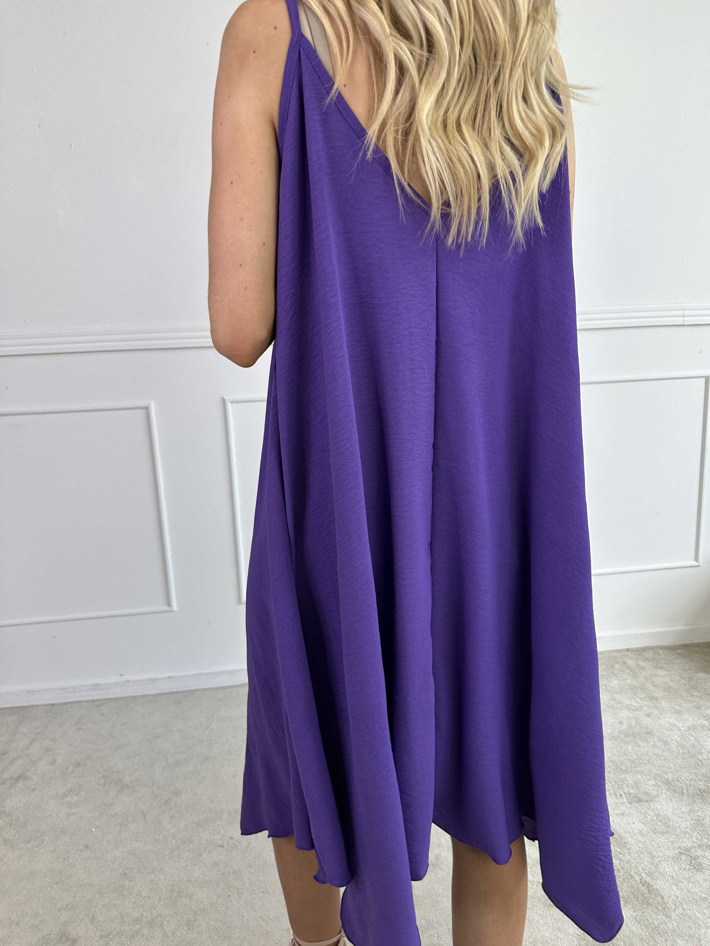 Galadriel - Sød let stropkjole i viskose